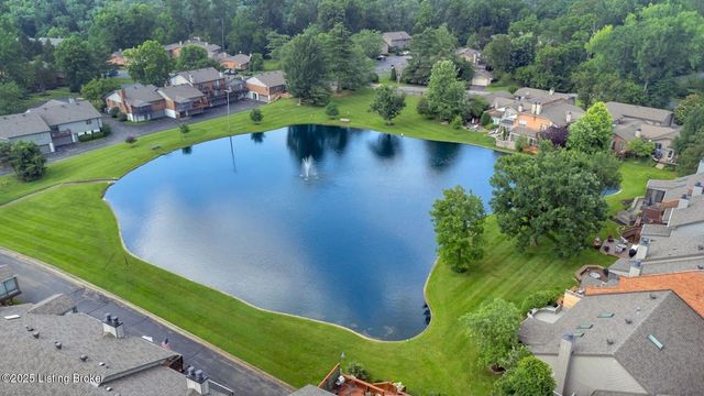 5501 Forest Lake Dr, Prospect, KY 40059