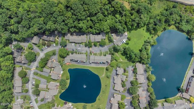 5501 Forest Lake Dr, Prospect, KY 40059