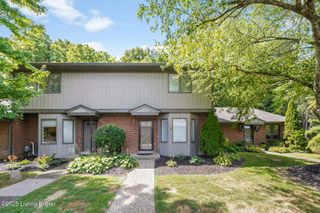5501 Forest Lake Dr, Prospect, KY 40059