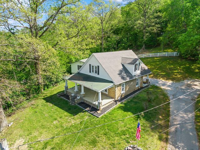 249 3rd Street, Manchester, KY 40962