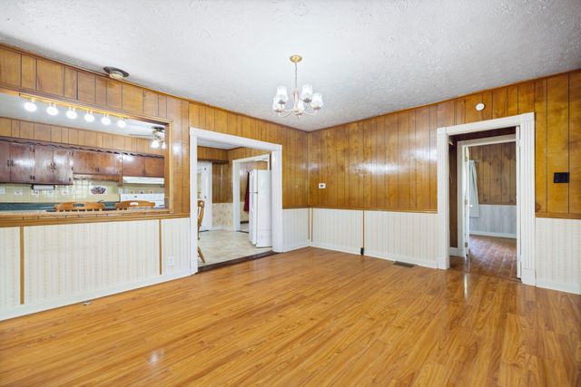 249 3rd Street, Manchester, KY 40962