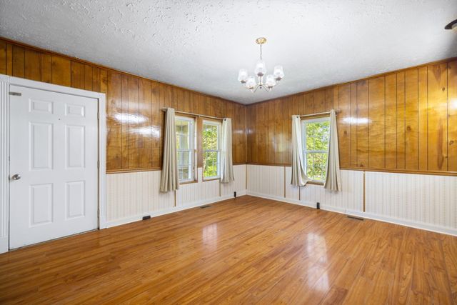 249 3rd Street, Manchester, KY 40962