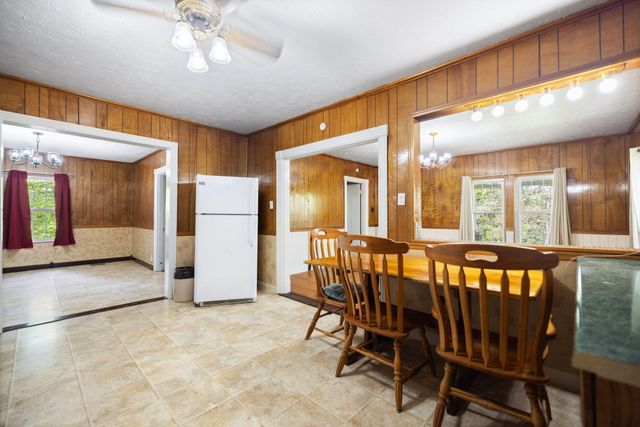 249 3rd Street, Manchester, KY 40962