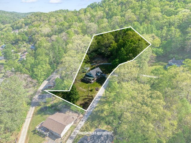 249 3rd Street, Manchester, KY 40962