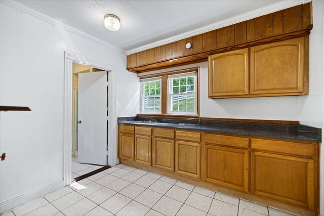 249 3rd Street, Manchester, KY 40962