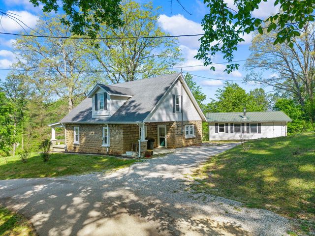 249 3rd Street, Manchester, KY 40962