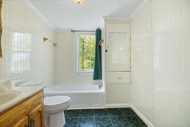249 3rd Street, Manchester, KY 40962