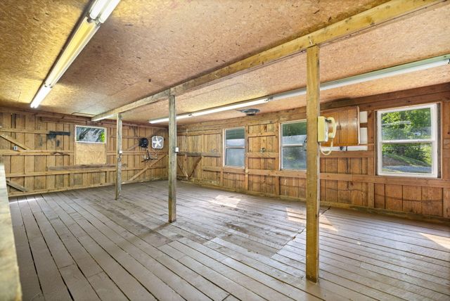 249 3rd Street, Manchester, KY 40962