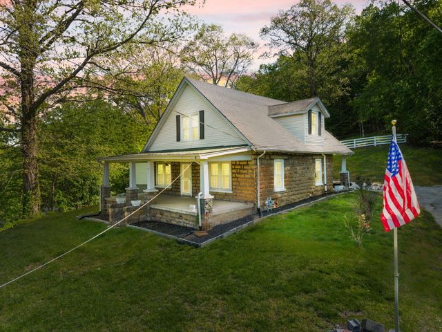 249 3rd Street, Manchester, KY 40962