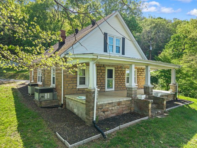 249 3rd Street, Manchester, KY 40962