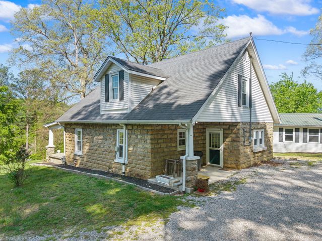 249 3rd Street, Manchester, KY 40962