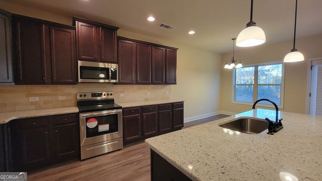 5652 Laney Drive, Rex, GA 30273