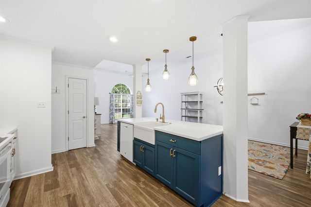 4075 FAIRWAY VIEW CIR W, Bartlett, TN 38135