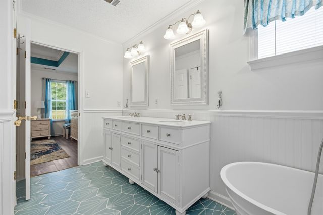 4075 FAIRWAY VIEW CIR W, Bartlett, TN 38135
