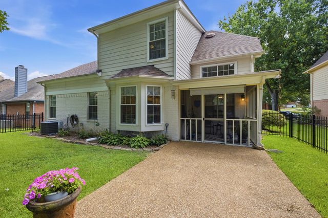 4075 FAIRWAY VIEW CIR W, Bartlett, TN 38135