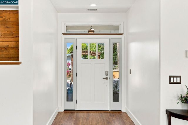 1704 Denkinger Rd., Concord, CA 94521