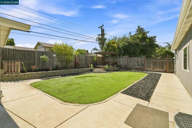 1704 Denkinger Rd., Concord, CA 94521