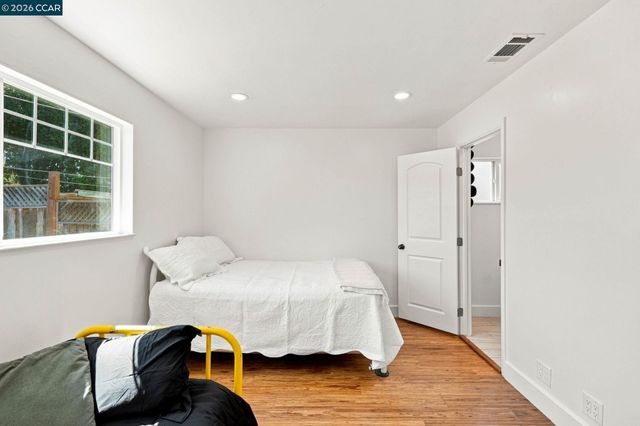 1704 Denkinger Rd., Concord, CA 94521