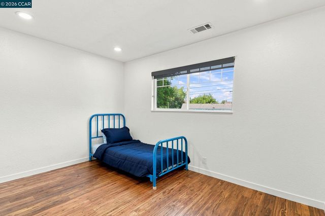 1704 Denkinger Rd., Concord, CA 94521