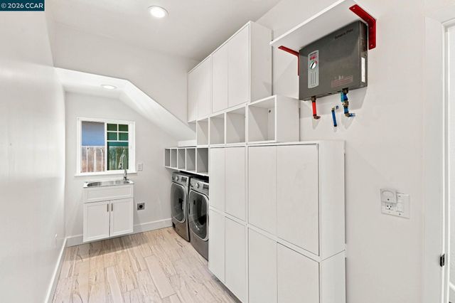 1704 Denkinger Rd., Concord, CA 94521