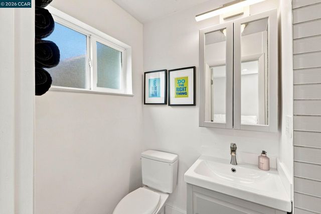 1704 Denkinger Rd., Concord, CA 94521