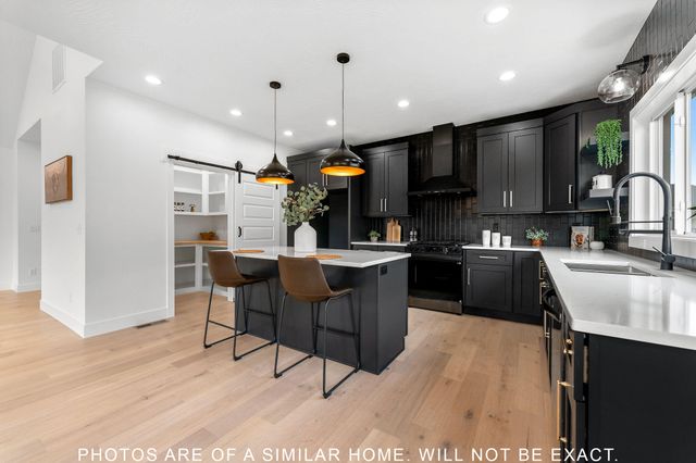 1221 W Rainey Street, Ozark, MO 65721