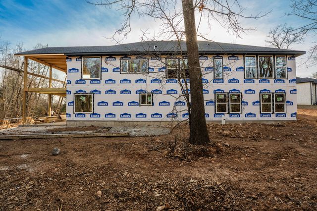 1221 W Rainey Street, Ozark, MO 65721