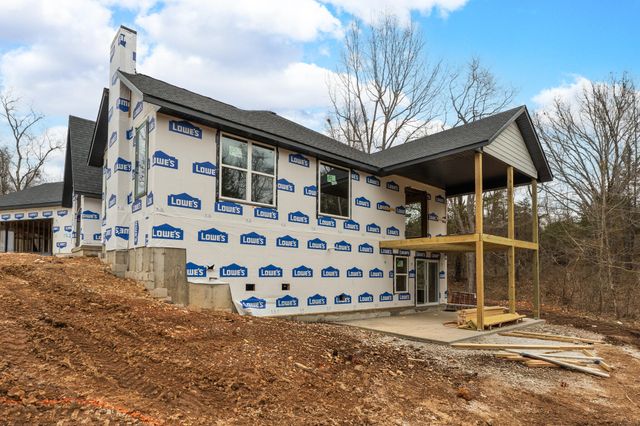 1221 W Rainey Street, Ozark, MO 65721