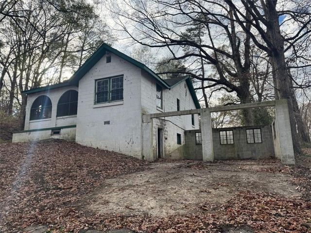 1096 3rd NW Street, Atlanta, GA 30318