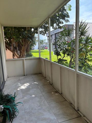 489 Burgundy K, Delray Beach, FL 33484