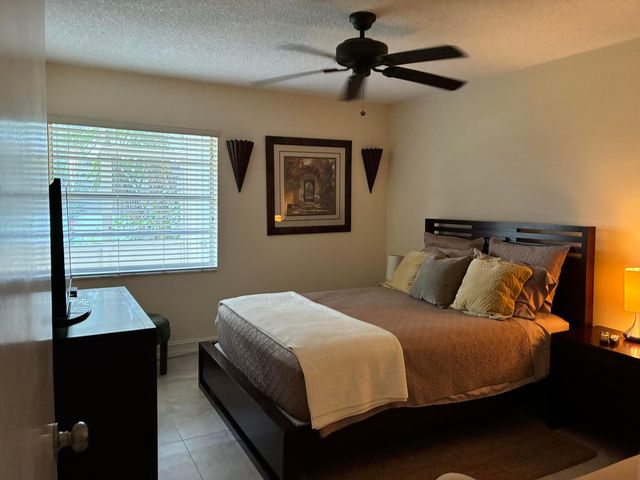 489 Burgundy K, Delray Beach, FL 33484