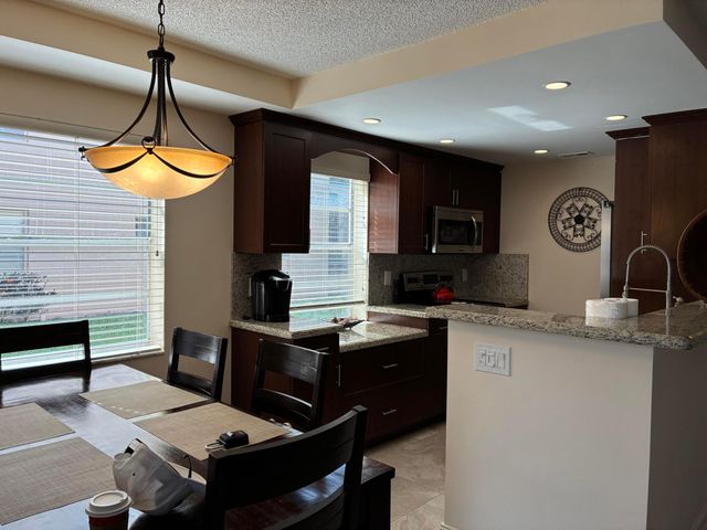 489 Burgundy K, Delray Beach, FL 33484