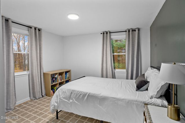 66 Hathorn Boulevard, Saratoga Springs, NY 12866