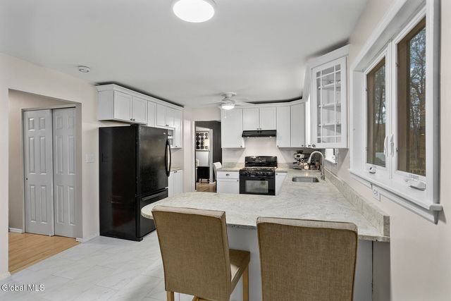 66 Hathorn Boulevard, Saratoga Springs, NY 12866