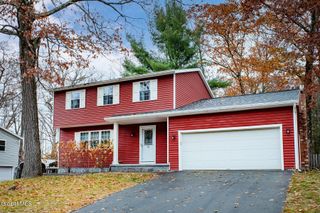 66 Hathorn Boulevard, Saratoga Springs, NY 12866
