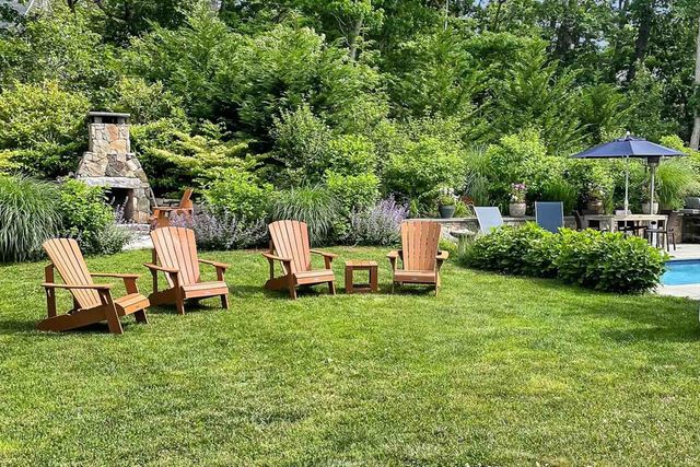 241 Daggett Avenue, Tisbury, MA 02568