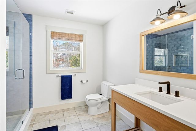 241 Daggett Avenue, Tisbury, MA 02568