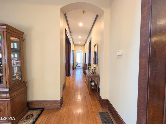 221 East Main Street, Clintwood, VA 24228