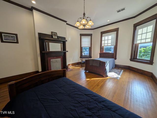 221 East Main Street, Clintwood, VA 24228