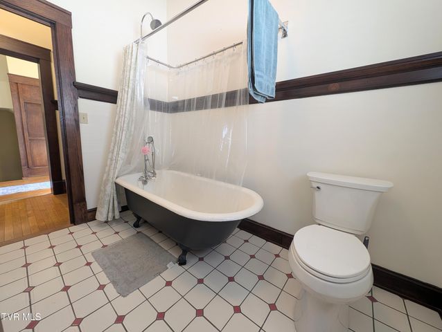221 East Main Street, Clintwood, VA 24228