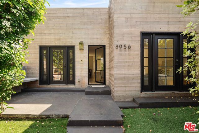 8956 Dicks Street, West Hollywood, CA 90069