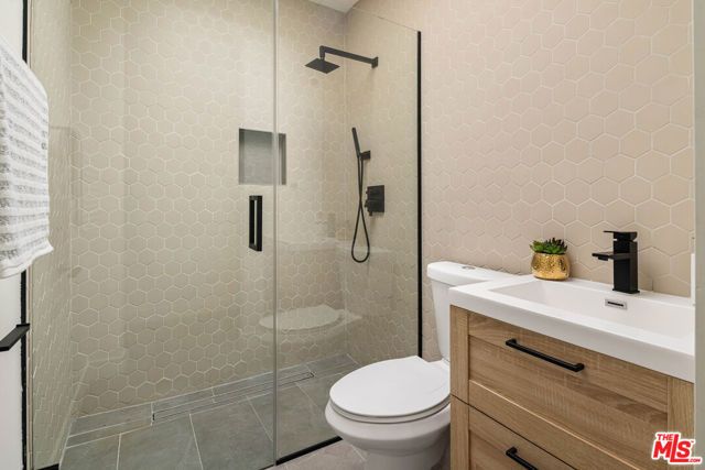 8956 Dicks Street, West Hollywood, CA 90069