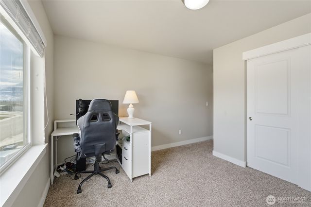 2247 S Mystical Loop, East Wenatchee, WA 98802