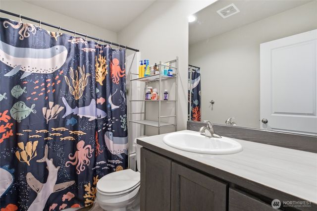 2247 S Mystical Loop, East Wenatchee, WA 98802