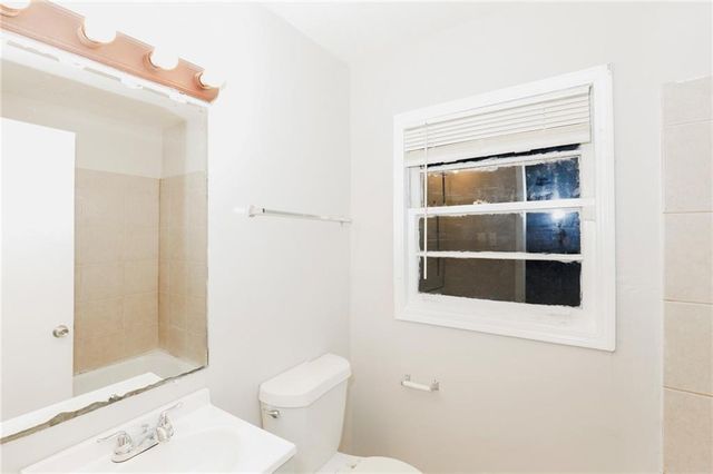 2190 Swallow SE Circle, Atlanta, GA 30315