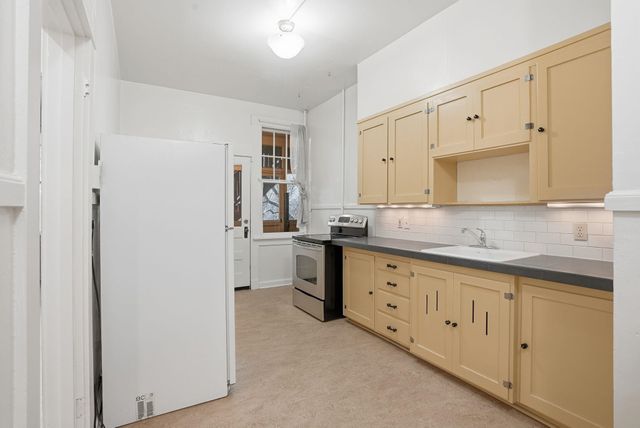 1403 W 5th Ave, Spokane, WA 99204