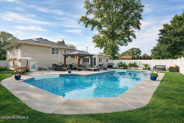 27 Stevens Avenue, West Long Branch, NJ 07764