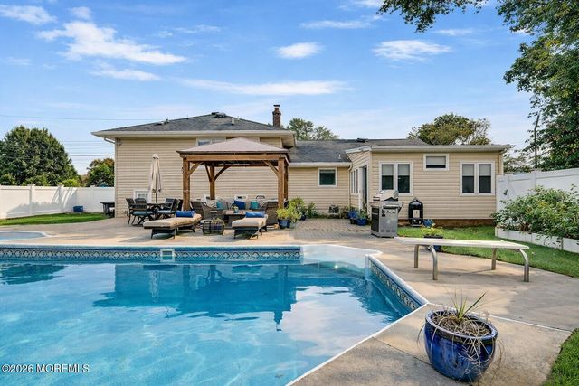 27 Stevens Avenue, West Long Branch, NJ 07764