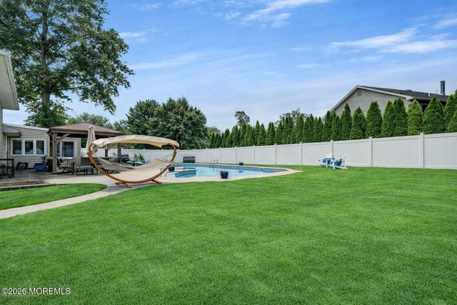 27 Stevens Avenue, West Long Branch, NJ 07764
