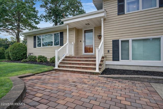 27 Stevens Avenue, West Long Branch, NJ 07764